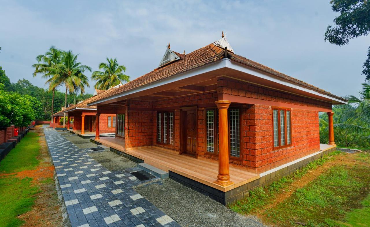 Carmel Tourism Village Kotamangalam エクステリア 写真